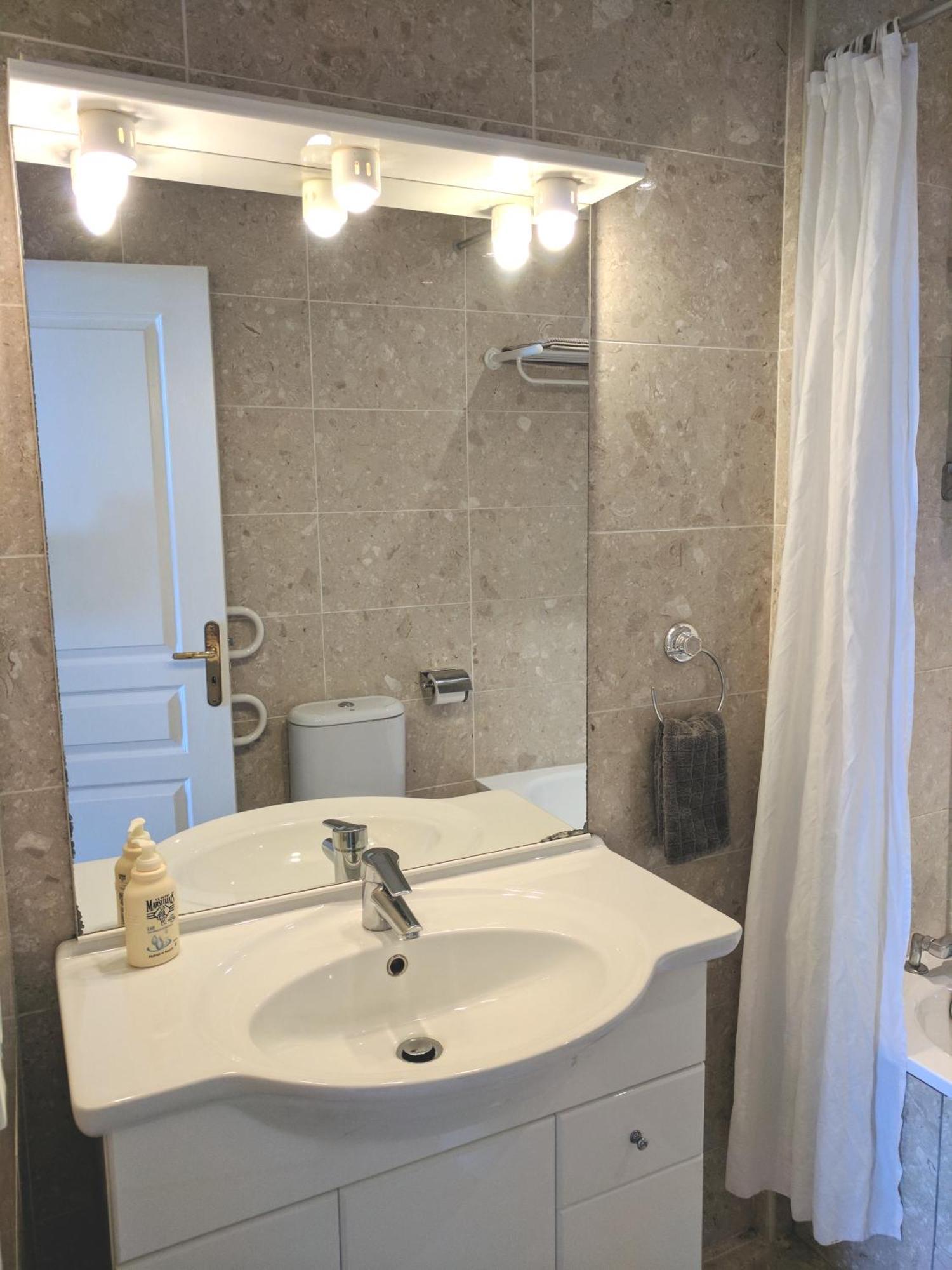 Citilet Louis Blanc 1,2,3 - Three Gorgeous, Open-plan Apartamento Cannes