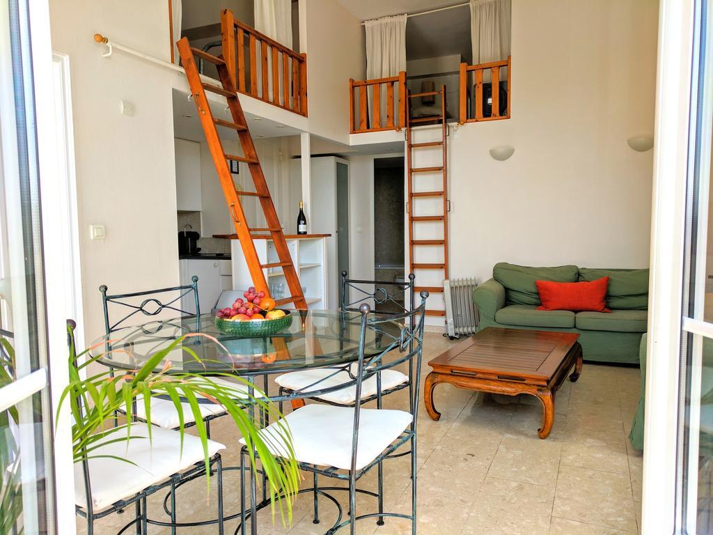 Citilet Louis Blanc 1,2,3 - Three Gorgeous, Open-plan Appartamento *